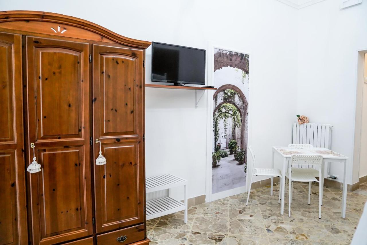 Il Mari Bed & Breakfast Taranto Bagian luar foto
