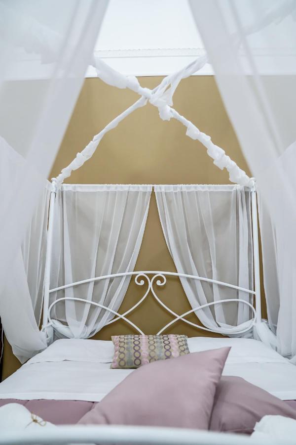 Il Mari Bed & Breakfast Taranto Bagian luar foto