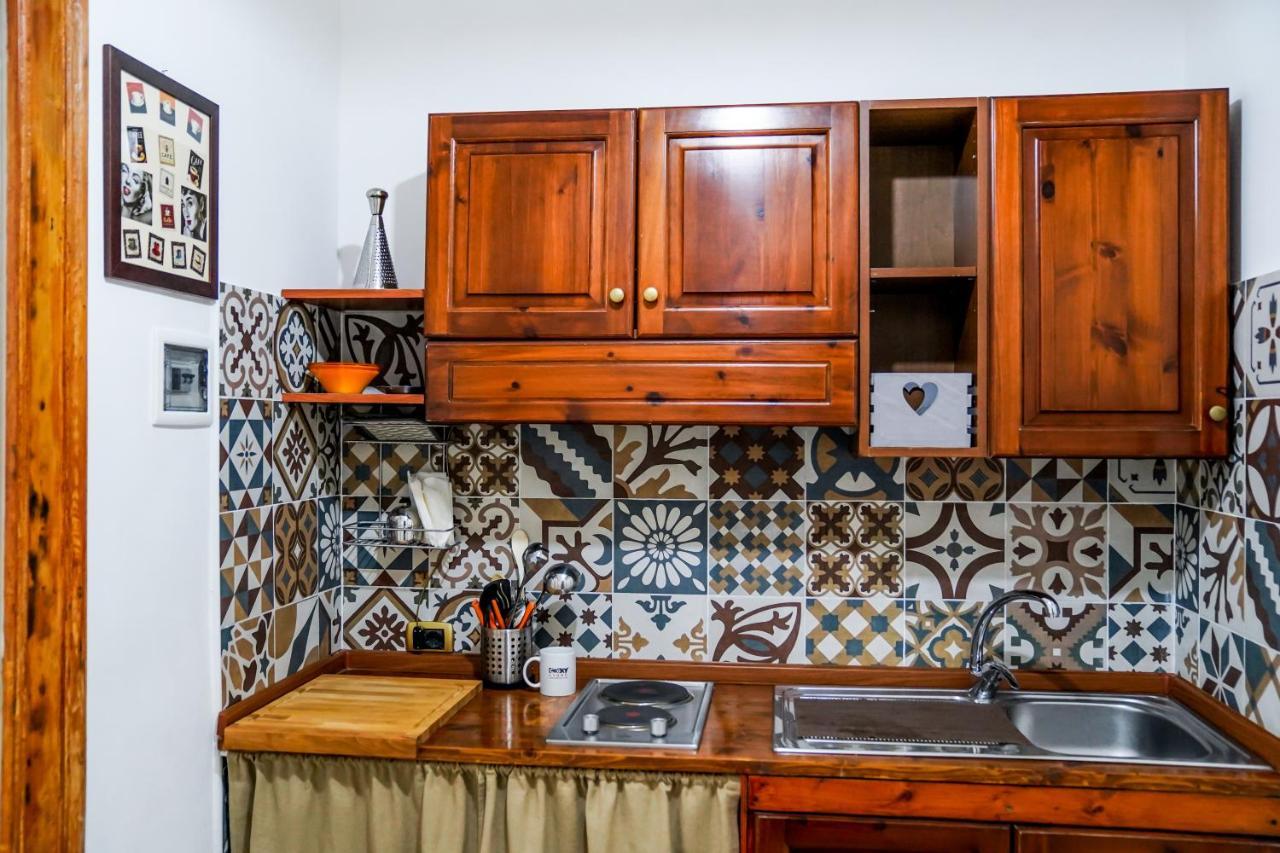 Il Mari Bed & Breakfast Taranto Bagian luar foto