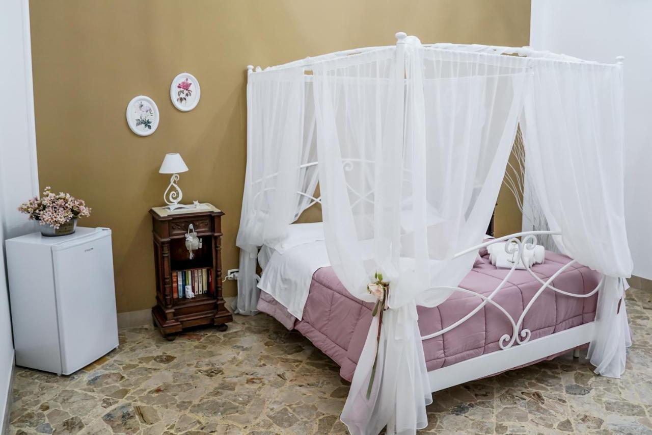 Il Mari Bed & Breakfast Taranto Bagian luar foto